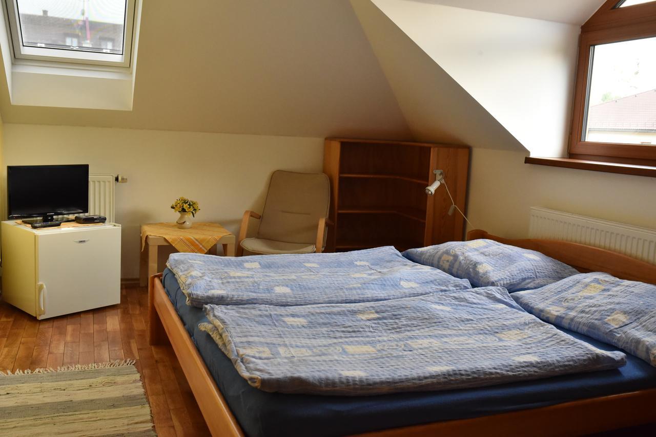 Penzion Belidlo Kunžak Exteriör bild